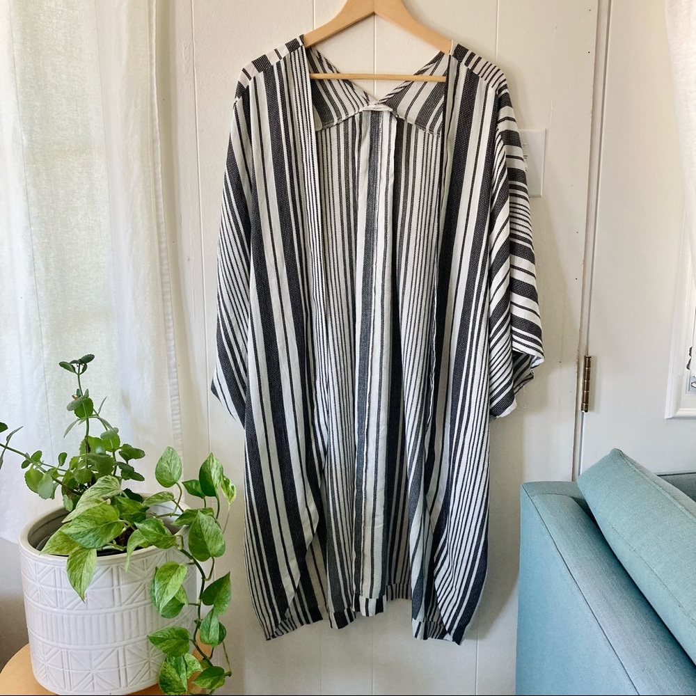 CJLA | striped kimono